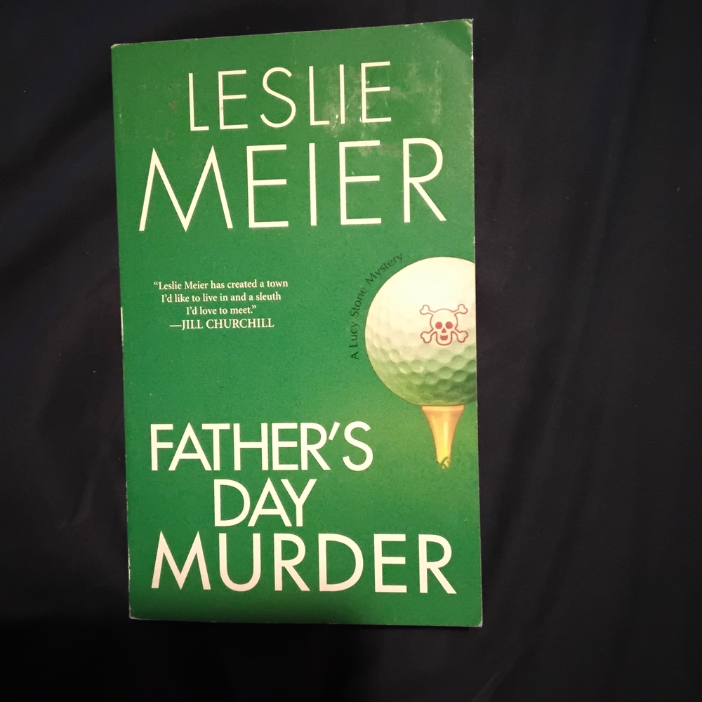 Leslie Meier 'Father's Day Murder' Book